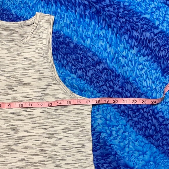 ✨ Lululemon athletic ✨ - Picture 4 of 4